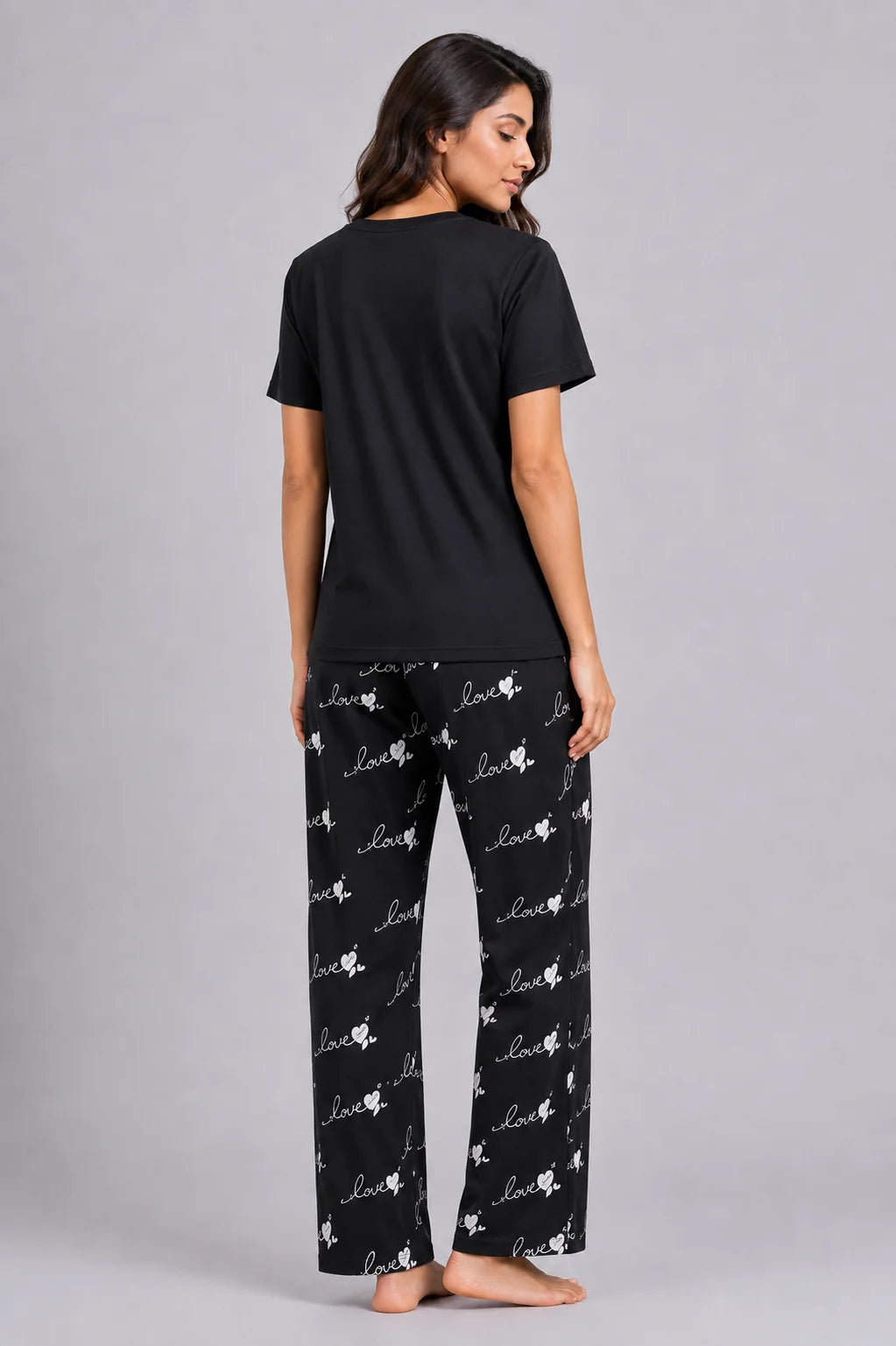 Women's Black Love Print Night Suit