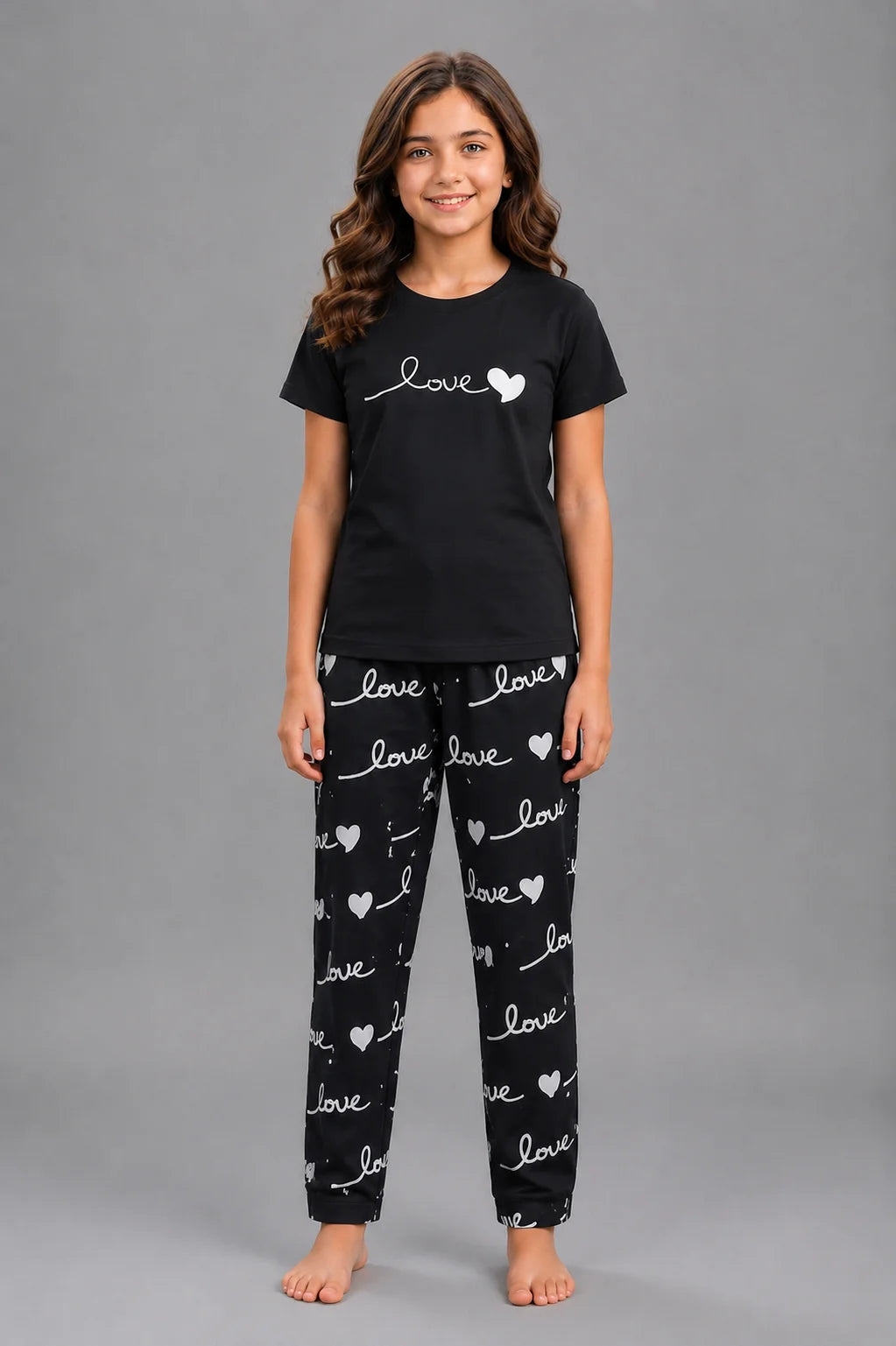 Girls' Black Love Heart Print Night Suit
