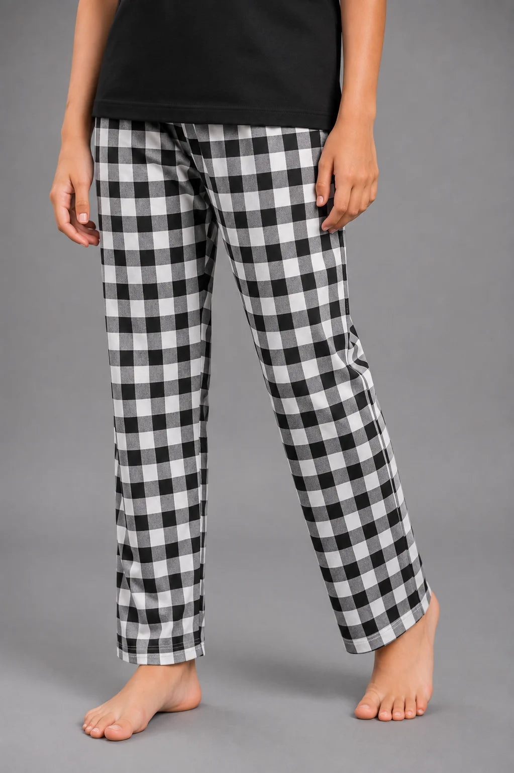 Girls Black & White Checkered Night Suit