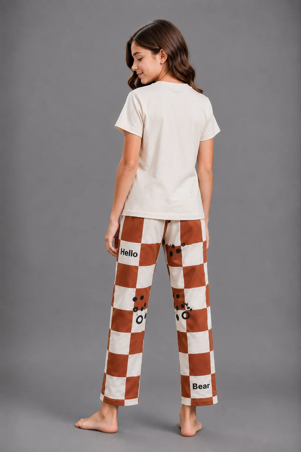 Girls' Cream Bear Print Checkered Night Suit