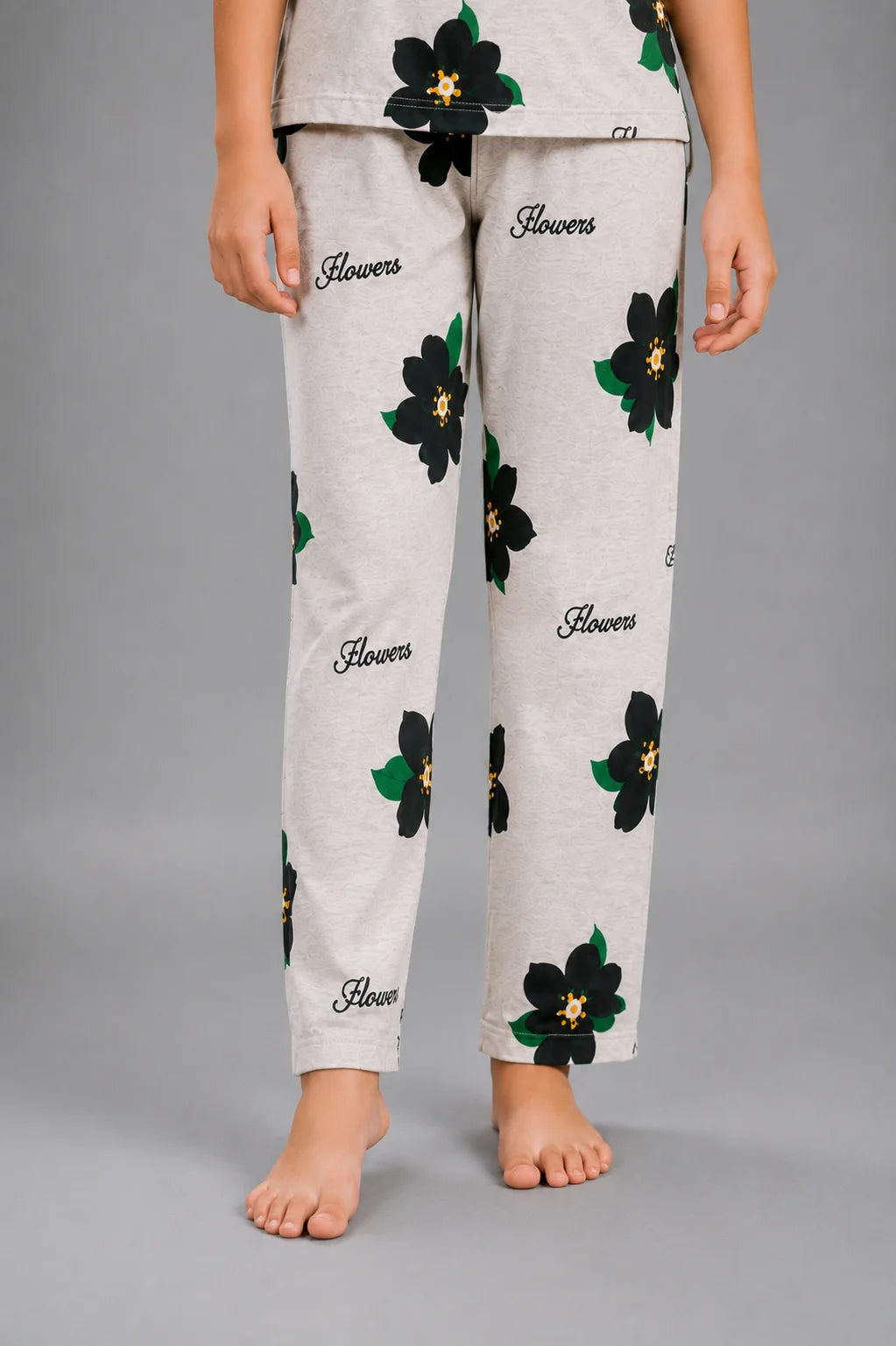 Girls' Light Grey Flower Print Night Suit
