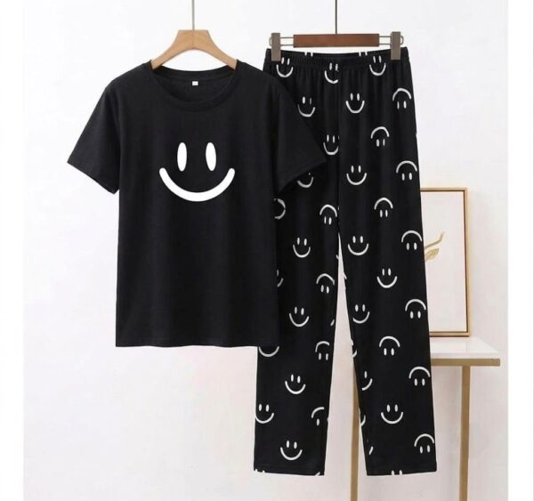 Smiley Print Night Suit